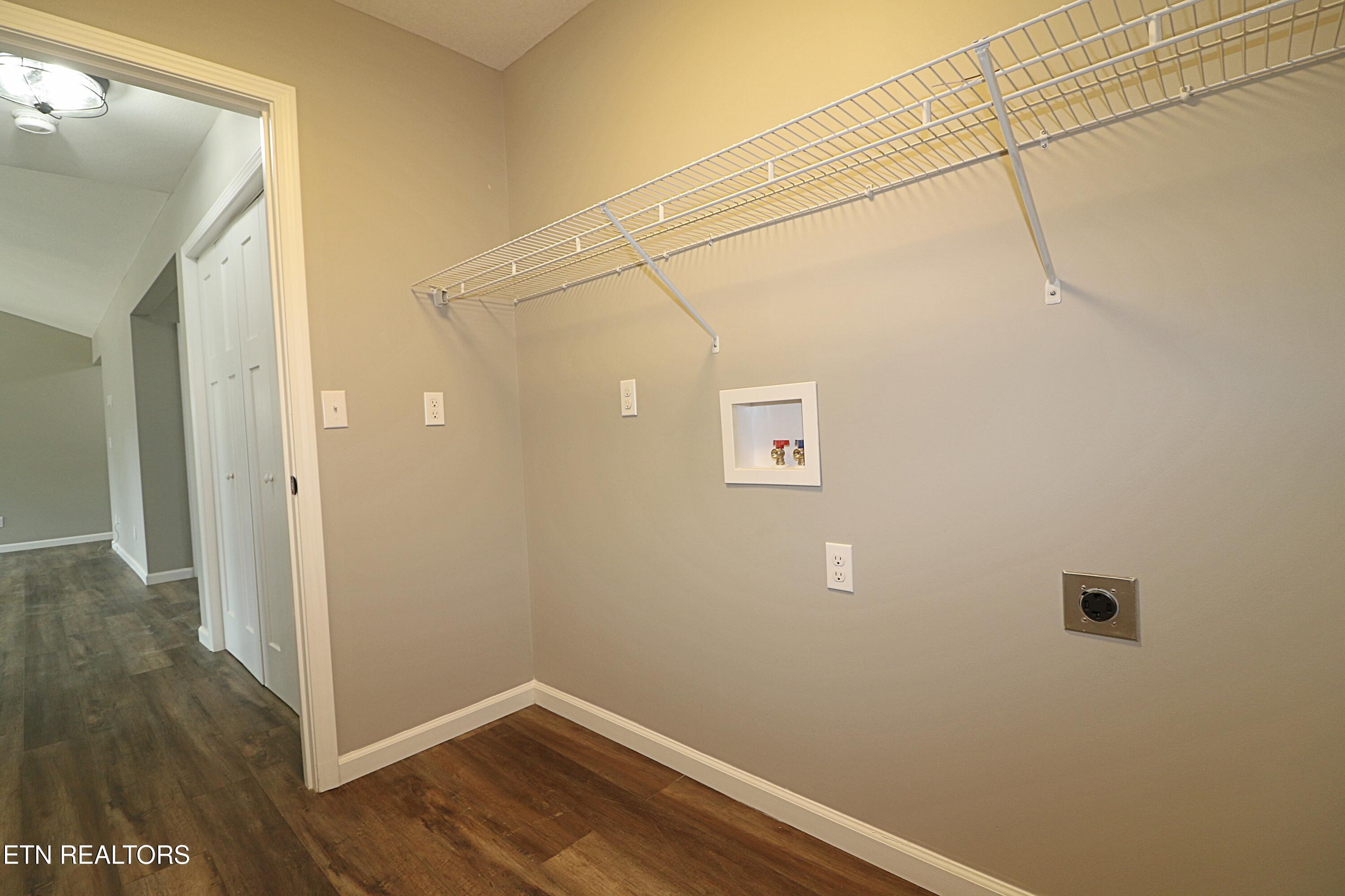 607 Taylon Lane Oneida, TN 37841 - Photo 28 of 52 094A0988