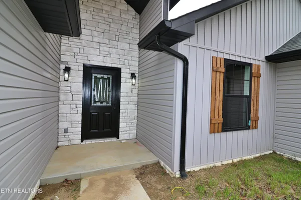 $419,000 | 607 Taylon Lane, Oneida, TN 37841