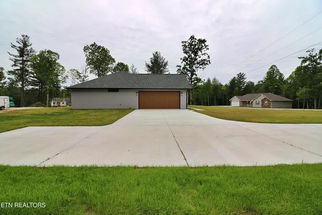 $419,000 | 607 Taylon Lane, Oneida, TN 37841