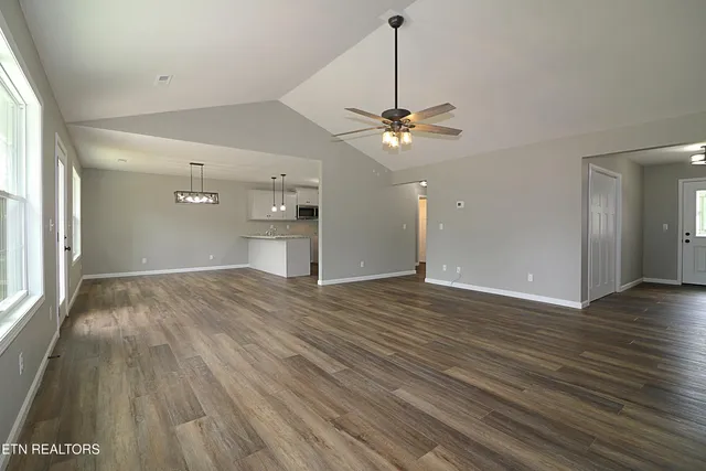 $419,000 | 607 Taylon Lane, Oneida, TN 37841