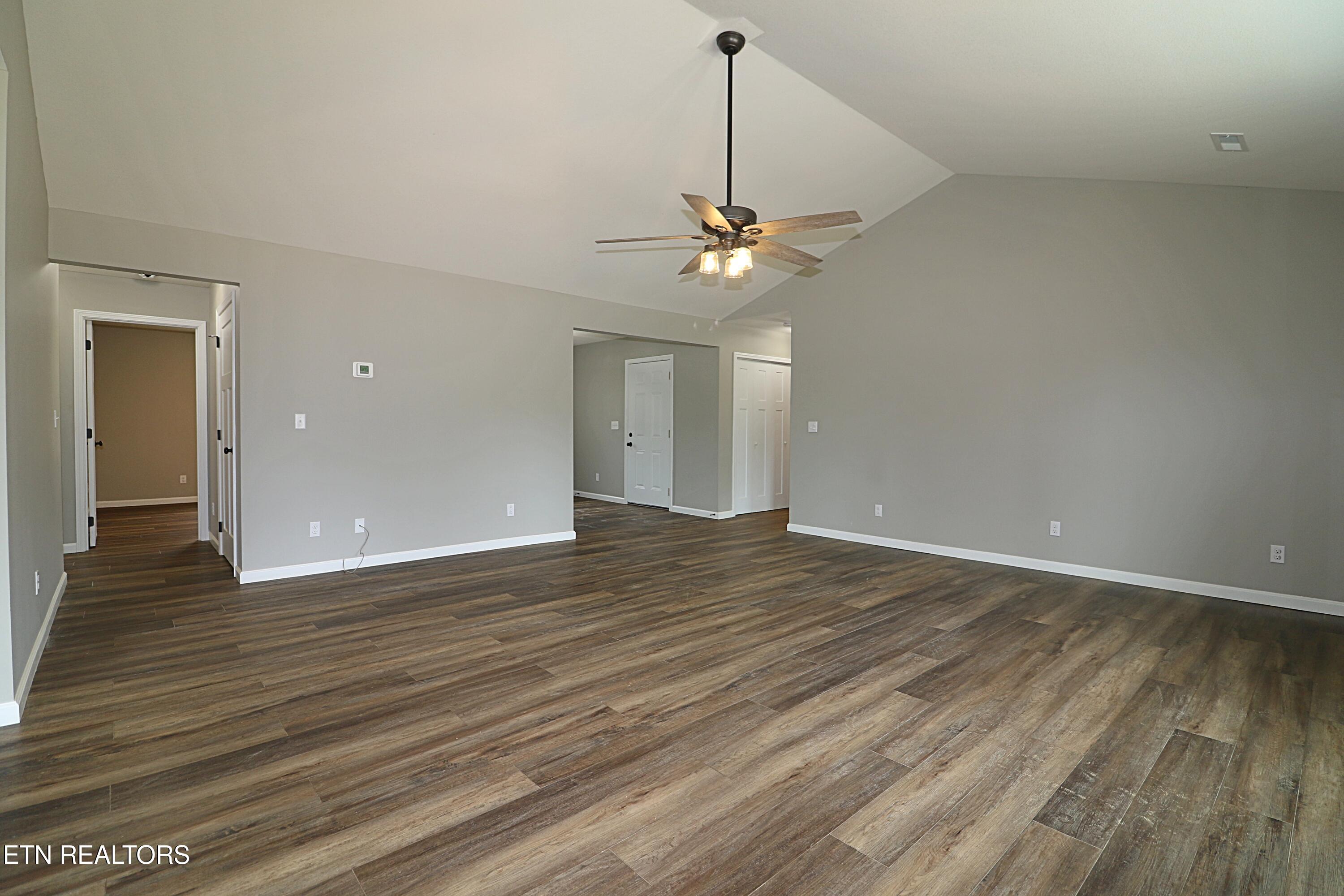 607 Taylon Lane Oneida, TN 37841 - Photo 10 of 52 094A0970