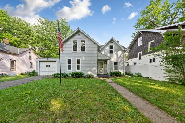 $224,900 | 1617 North 4th Street, Mankato, MN 56001