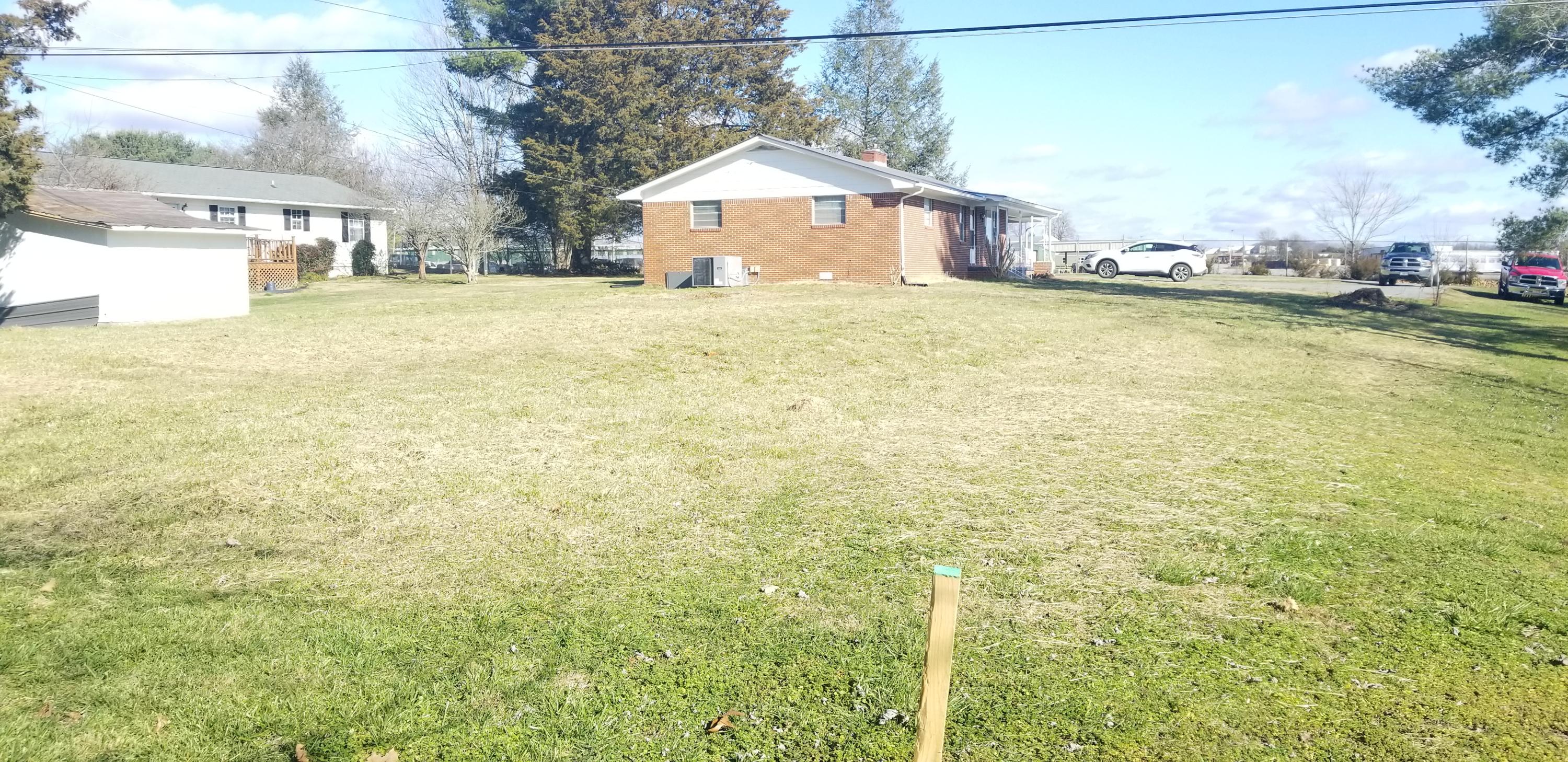 203 Russell Road New Tazewell, TN 37825 - Photo 14 of 32 Back Yard
