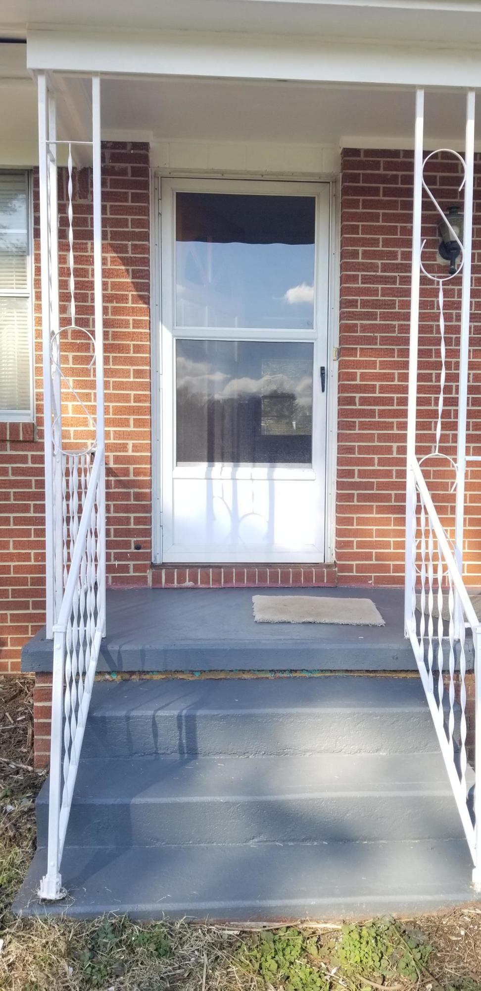 203 Russell Road New Tazewell, TN 37825 - Photo 27 of 32 Front Door