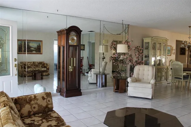 $339,900 | 9242 36th Street North, Pinellas Park, FL 33782