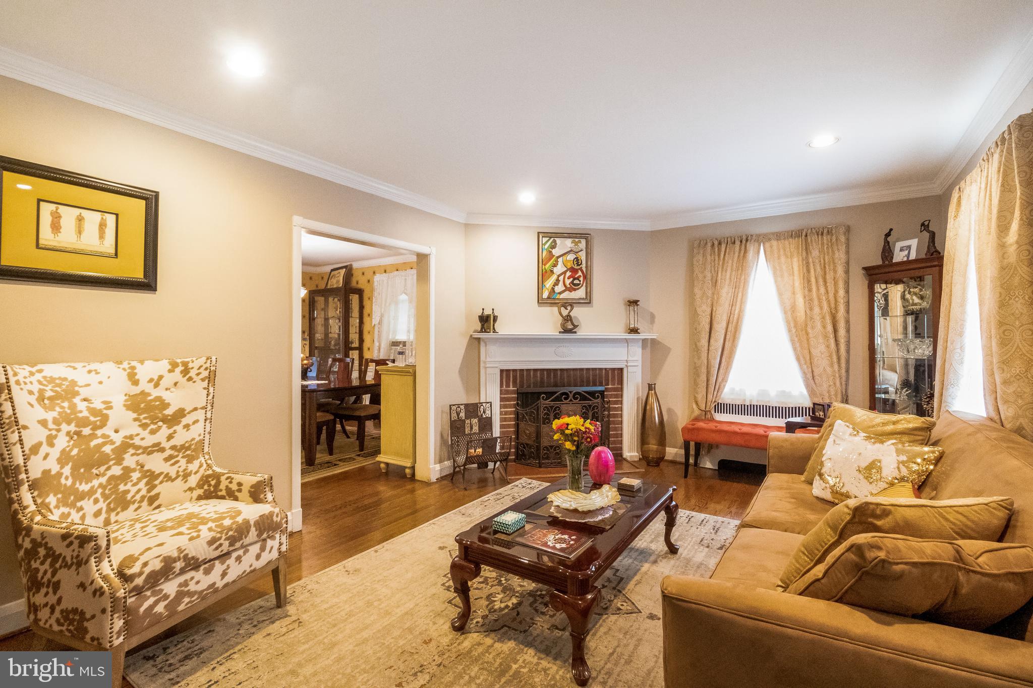 4018 Deepwood Road Baltimore, MD 21218 - Photo 7 of 35