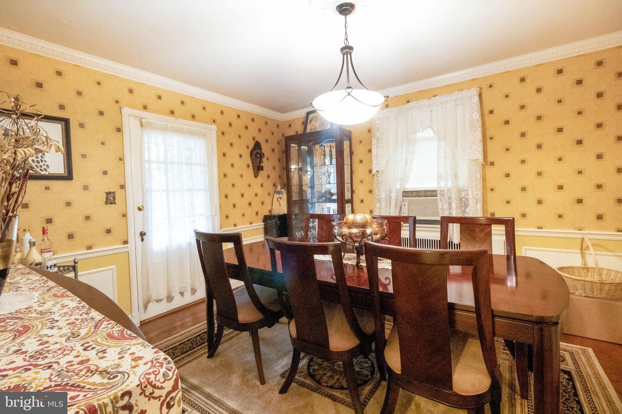 4018 Deepwood Road Baltimore, MD 21218 - Photo 9 of 35