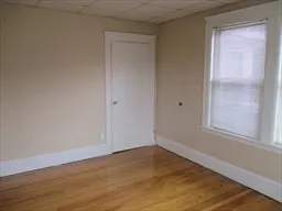 $2,100 | 1060 Pleasant Street, Unit 2, Worcester, MA 01602