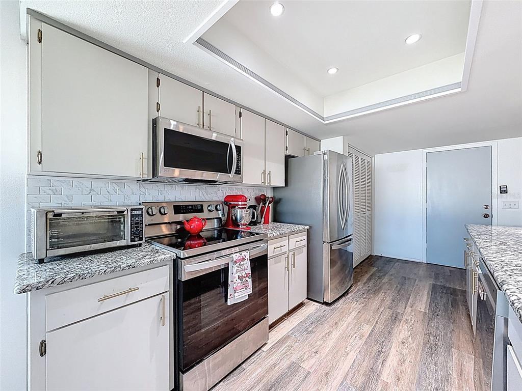 10654 Fallen Leaf Lane Port Richey, FL 34668 - Photo 18 of 41