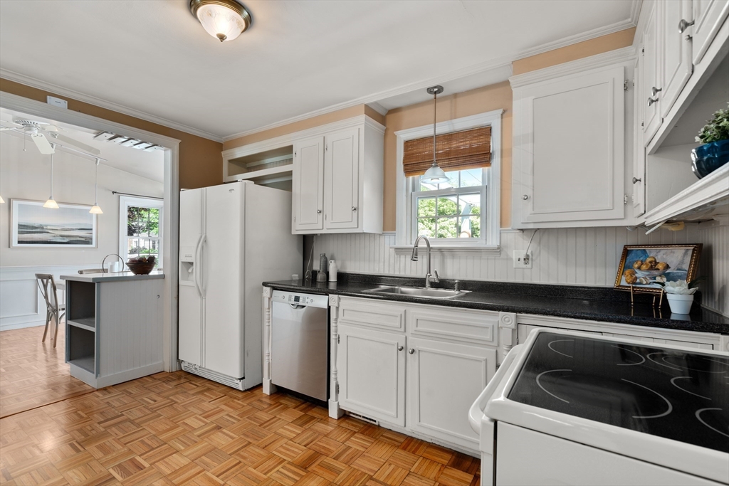 19 Jefferson Road Northborough, MA 01532 - Photo 8 of 32