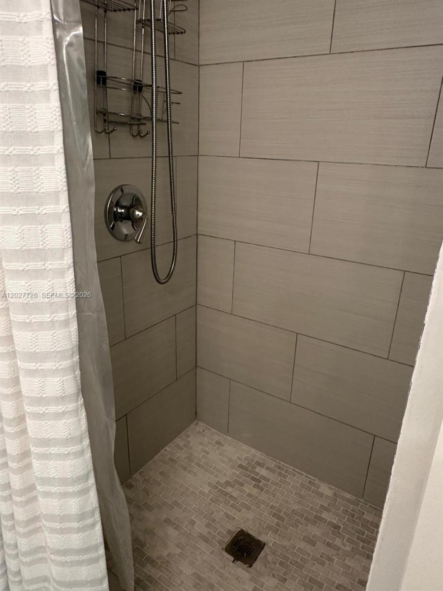 6840 Southwest 45th Lane, Unit 6 Miami, FL 33155 - Photo 12 of 20