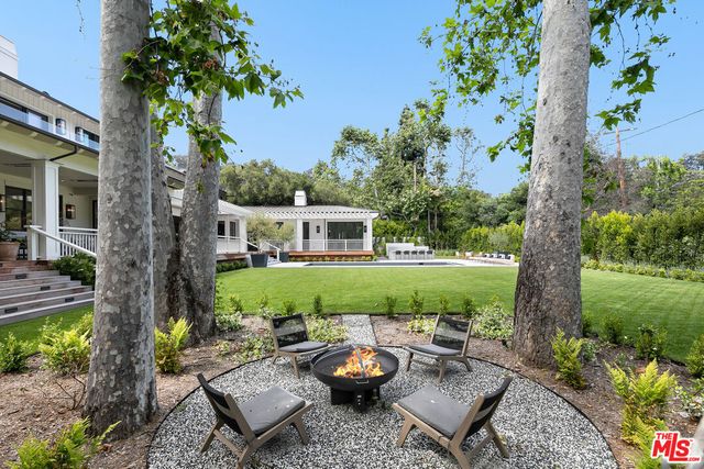 $25,375,000 | 14330 Sunset Boulevard, Pacific Palisades, CA 90272