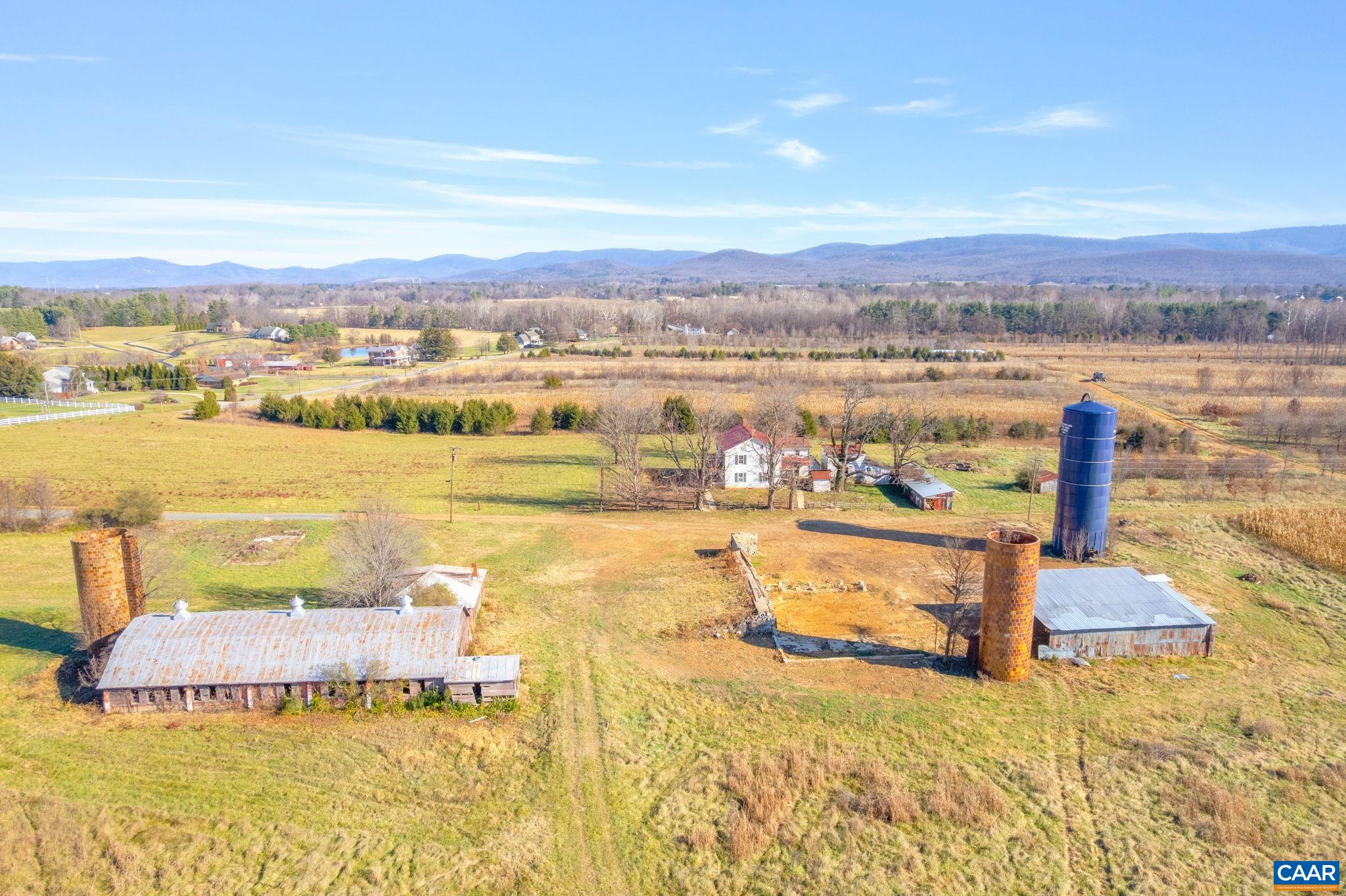 389 Shalom Road Waynesboro, VA 22980 - Photo 11 of 21 a view of a lake with a ocean view