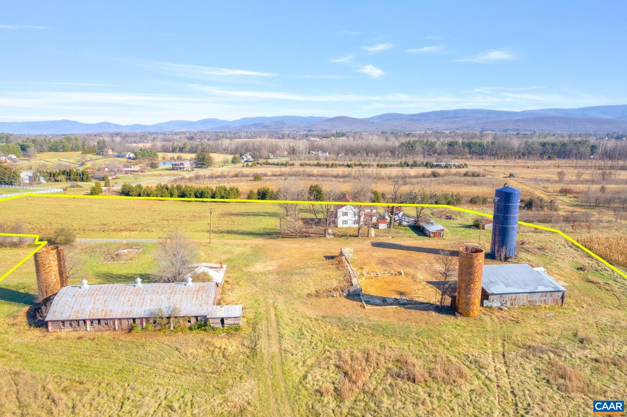 389 Shalom Road Waynesboro, VA 22980 - Photo 12 of 21 a view of a city with an ocean beach