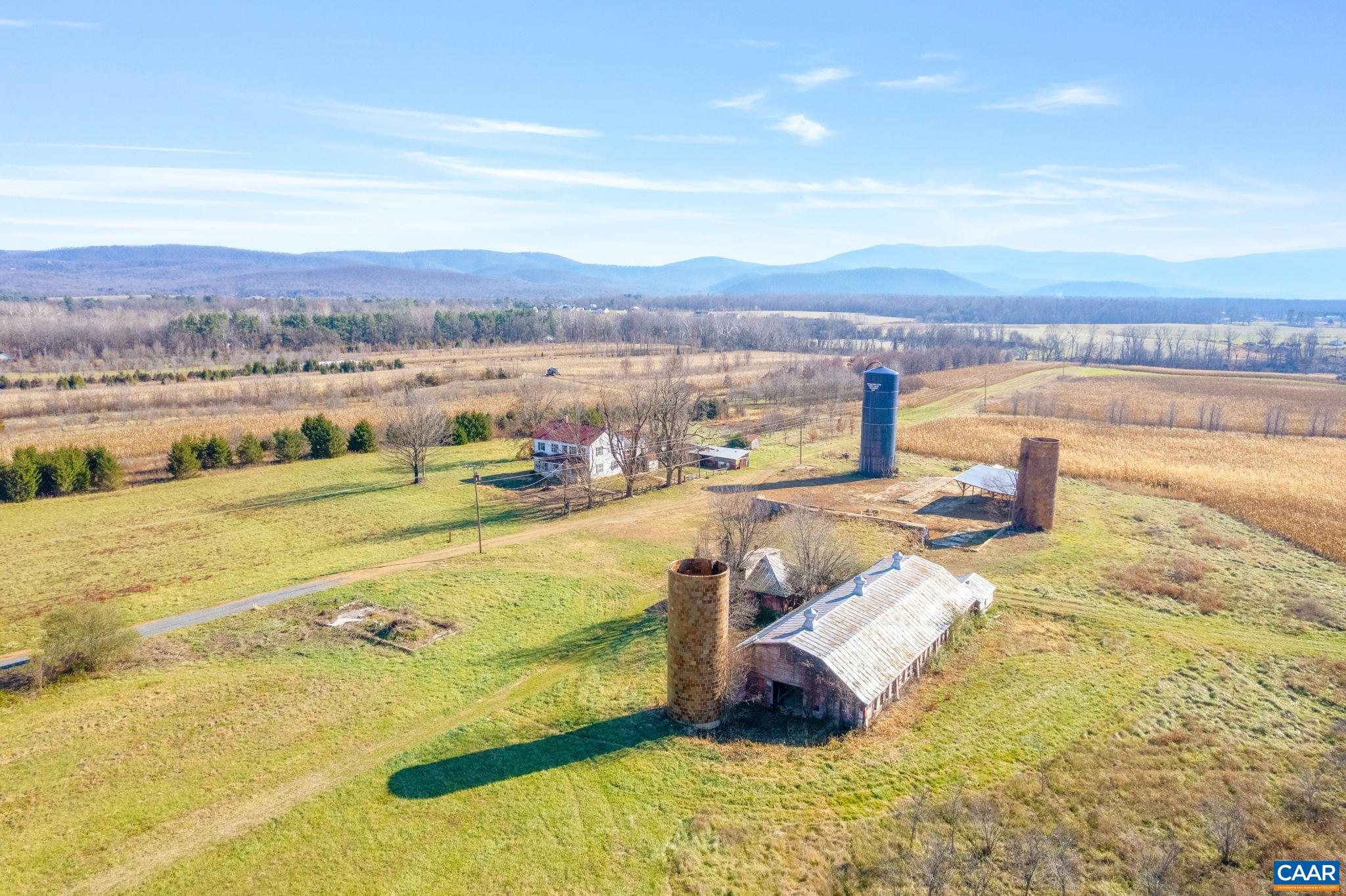 389 Shalom Road Waynesboro, VA 22980 - Photo 13 of 21 a view of a swimming pool and an ocean view