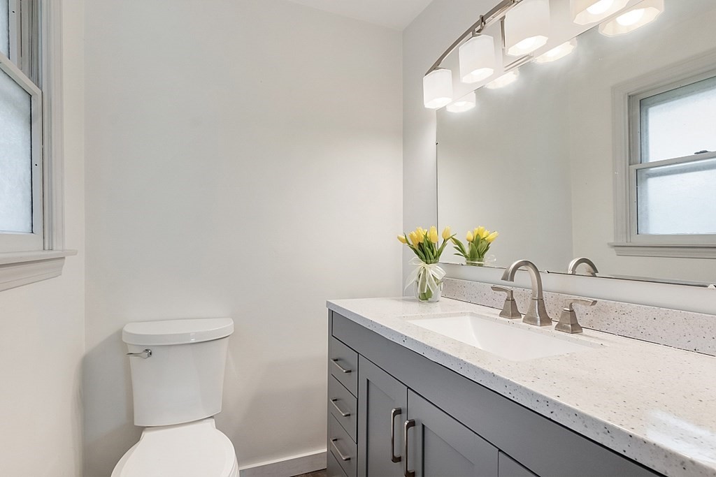 10 Brown Road Shirley, MA 01464 - Photo 11 of 19
