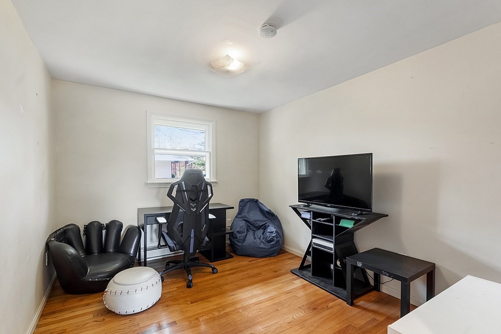 10 Brown Road Shirley, MA 01464 - Photo 14 of 19