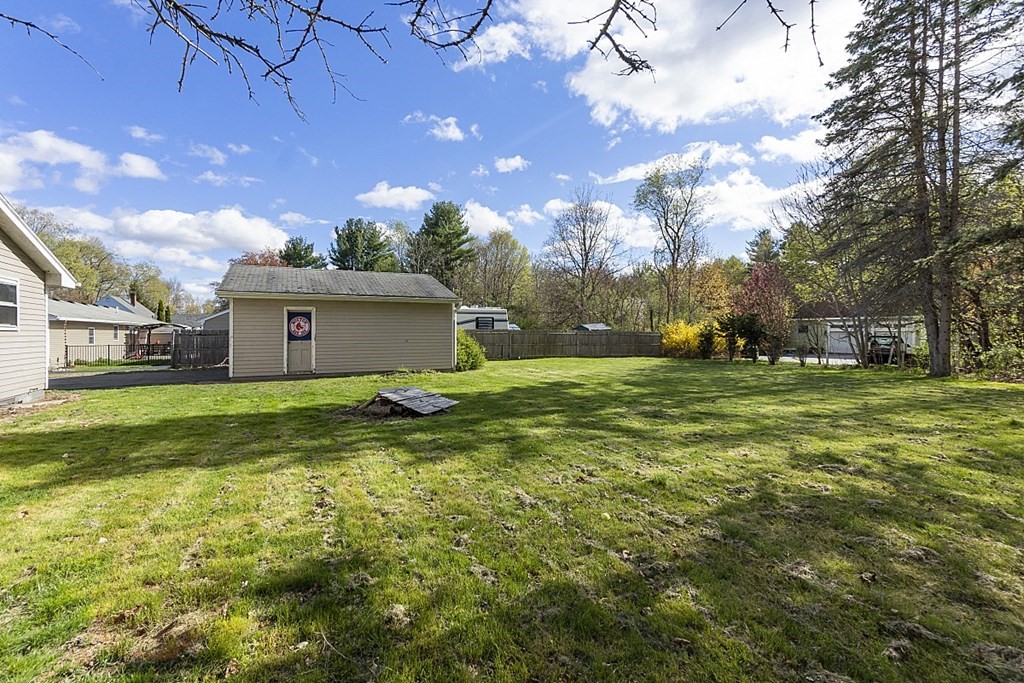 10 Brown Road Shirley, MA 01464 - Photo 18 of 19