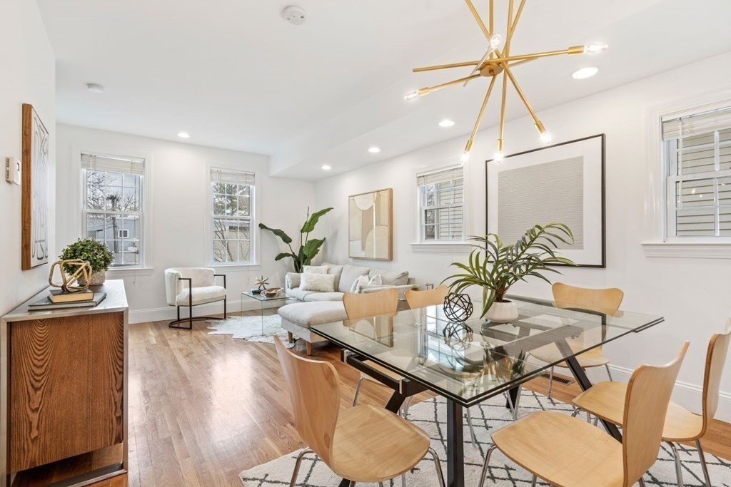 67 Bay State Road, Unit 3 Cambridge, MA 02138 - Photo 1 of 33 Gallery Image 1