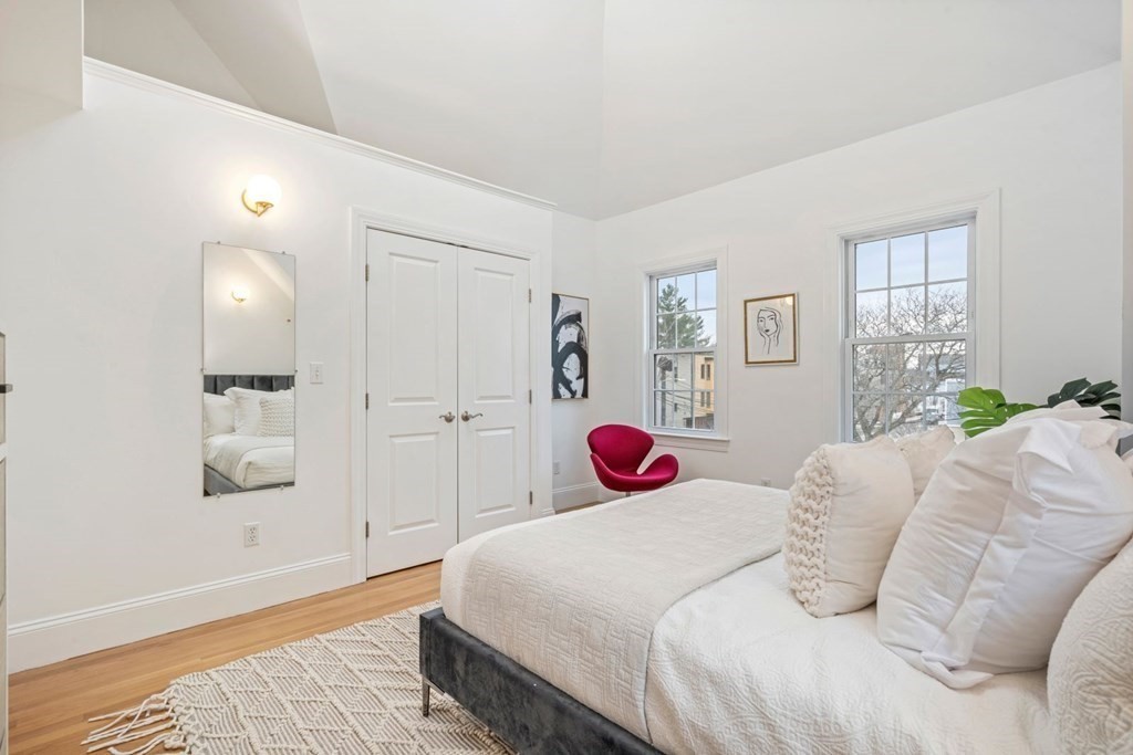 67 Bay State Road, Unit 3 Cambridge, MA 02138 - Photo 18 of 33 Gallery Image 18