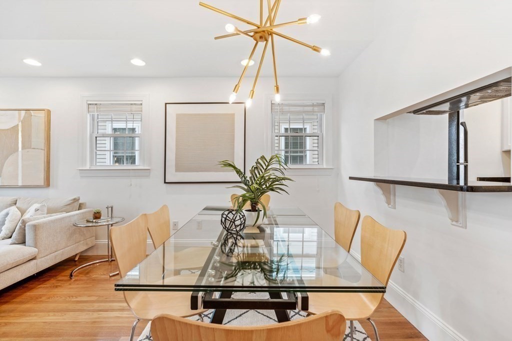 67 Bay State Road, Unit 3 Cambridge, MA 02138 - Photo 8 of 33 Gallery Image 8