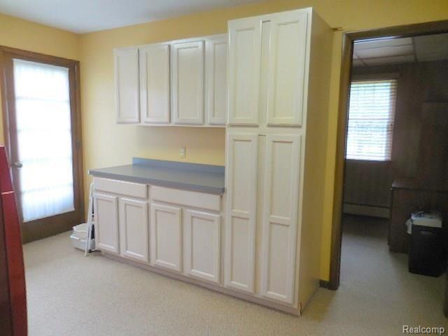 25551 Wykeshire Road Farmington Hills, MI 48336 - Photo 12 of 46