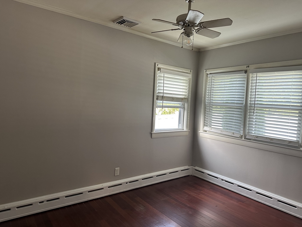 79 Cross Road Dartmouth, MA 02747 - Photo 9 of 10 Gallery Image 9