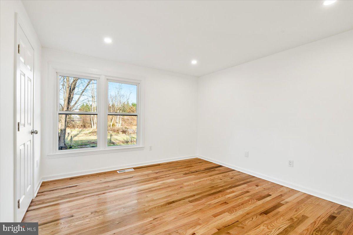 1691 Shookstown Road Frederick, MD 21702 - Photo 12 of 38 Main level Primary Suite