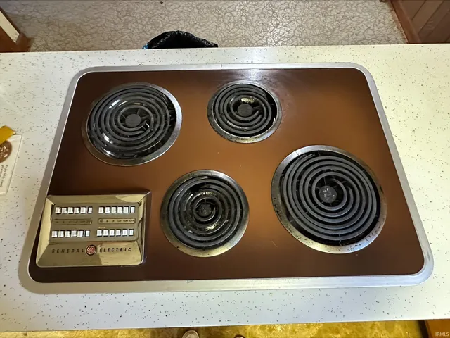 $220,000 | 12970 South 150 East, Galveston, IN 46932