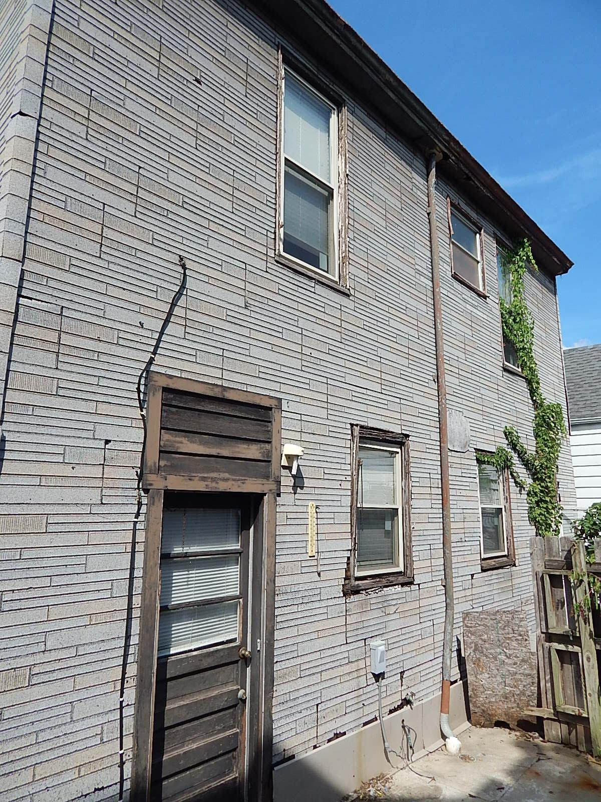 205 East 10th Street Covington, KY 41011 - Photo 3 of 24