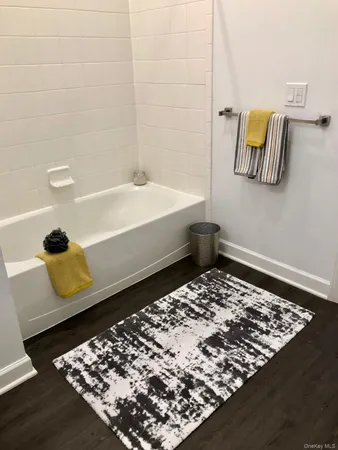 $4,250 | 148 South Front Street, Unit S202, Farmingdale, NY 11735