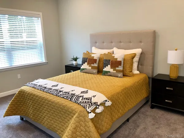 $4,250 | 148 South Front Street, Unit S202, Farmingdale, NY 11735