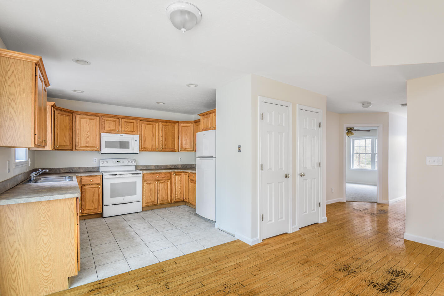 10 Ruch Lane, Unit 10 York, ME 03909 - Photo 8 of 21 DSC_9197-Edit