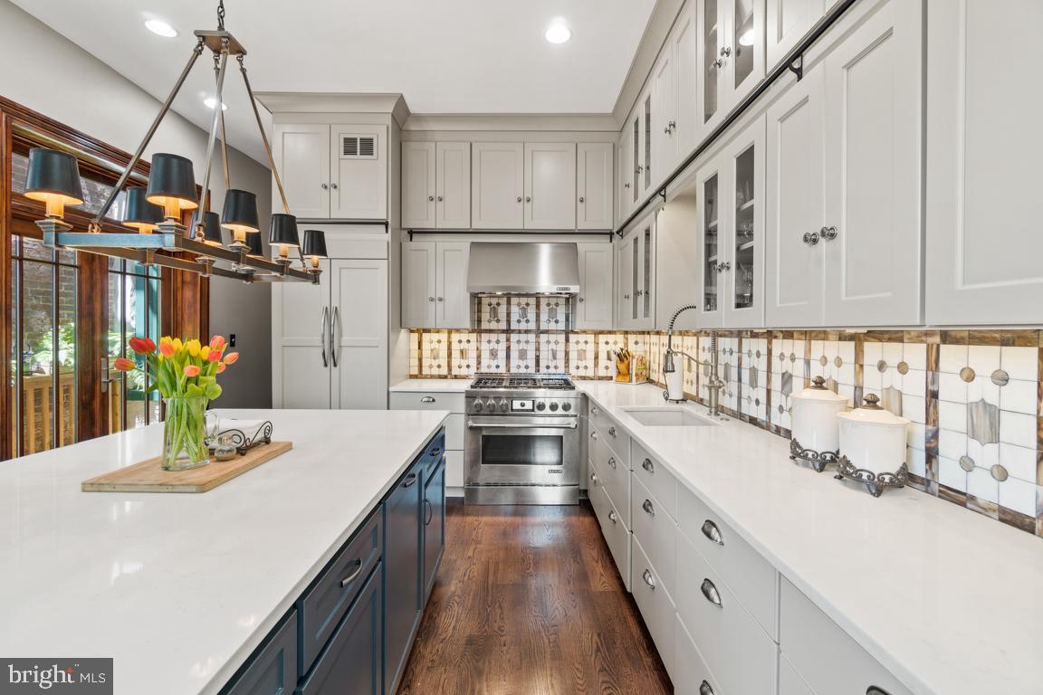 1512 P Street Northwest Washington, DC 20005 - Photo 15 of 50 Kitchen