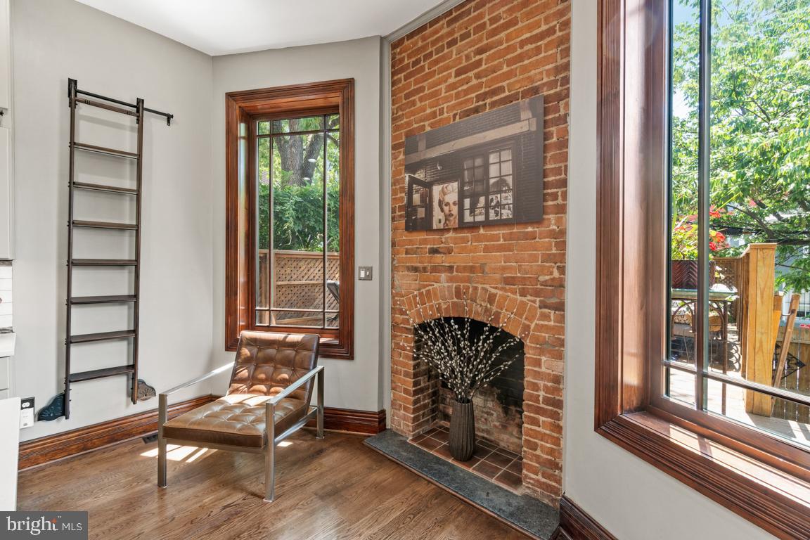 1512 P Street Northwest Washington, DC 20005 - Photo 16 of 50 Kitchen