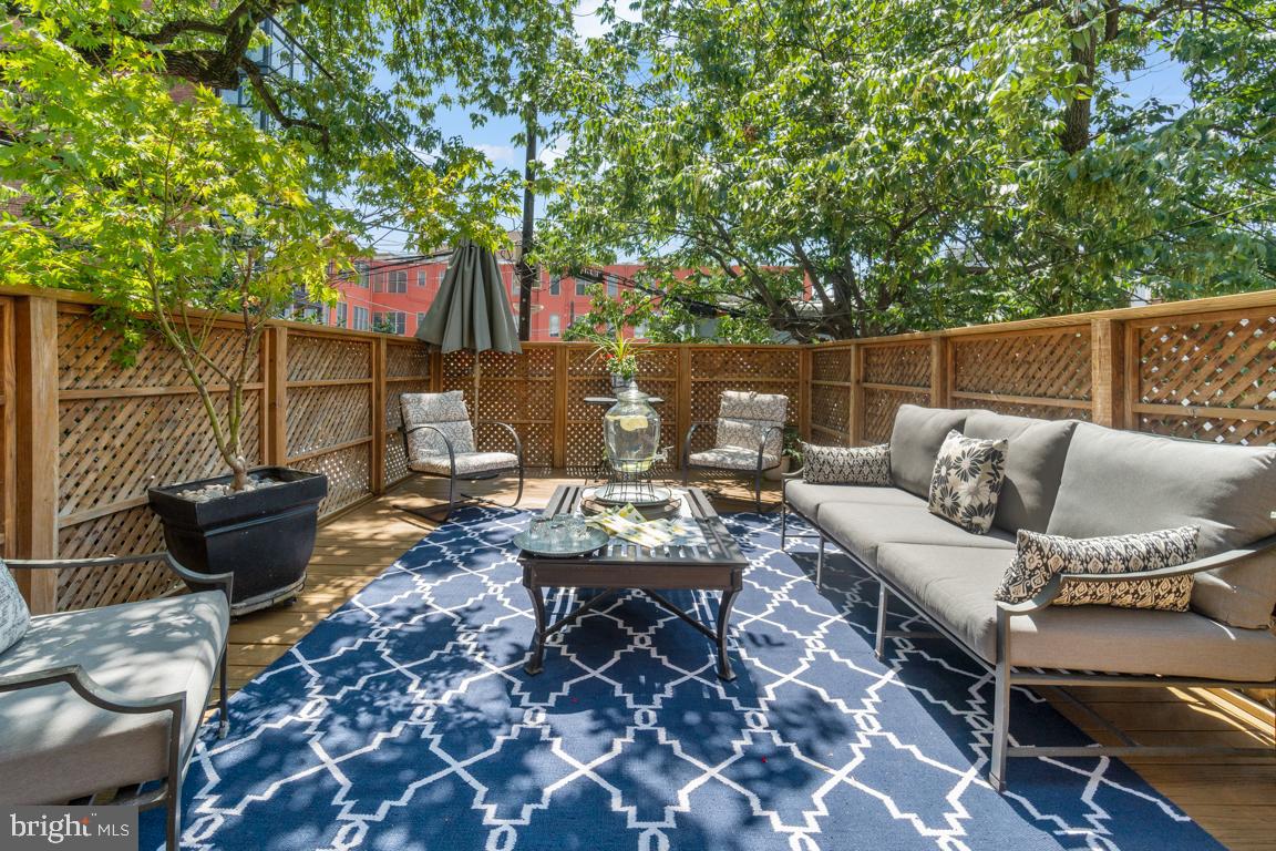1512 P Street Northwest Washington, DC 20005 - Photo 47 of 50 Rear deck