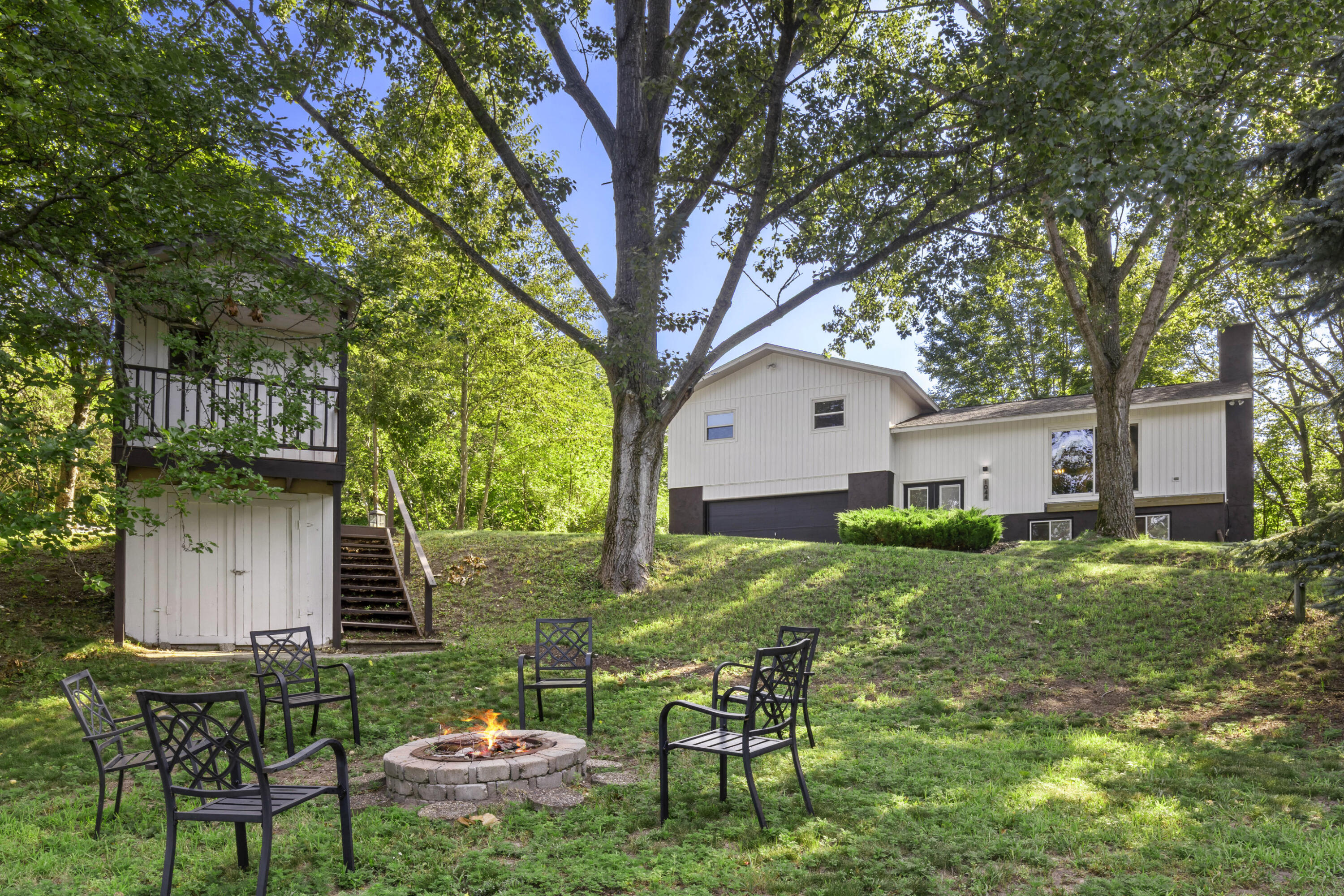 1044 Edenhill Road Beulah, MI 49617 - Photo 42 of 44 0S5A4865