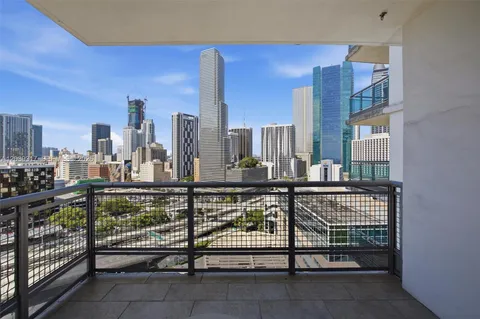 $490,000 | 350 South Miami Avenue, Unit 1903, Miami, FL 33130