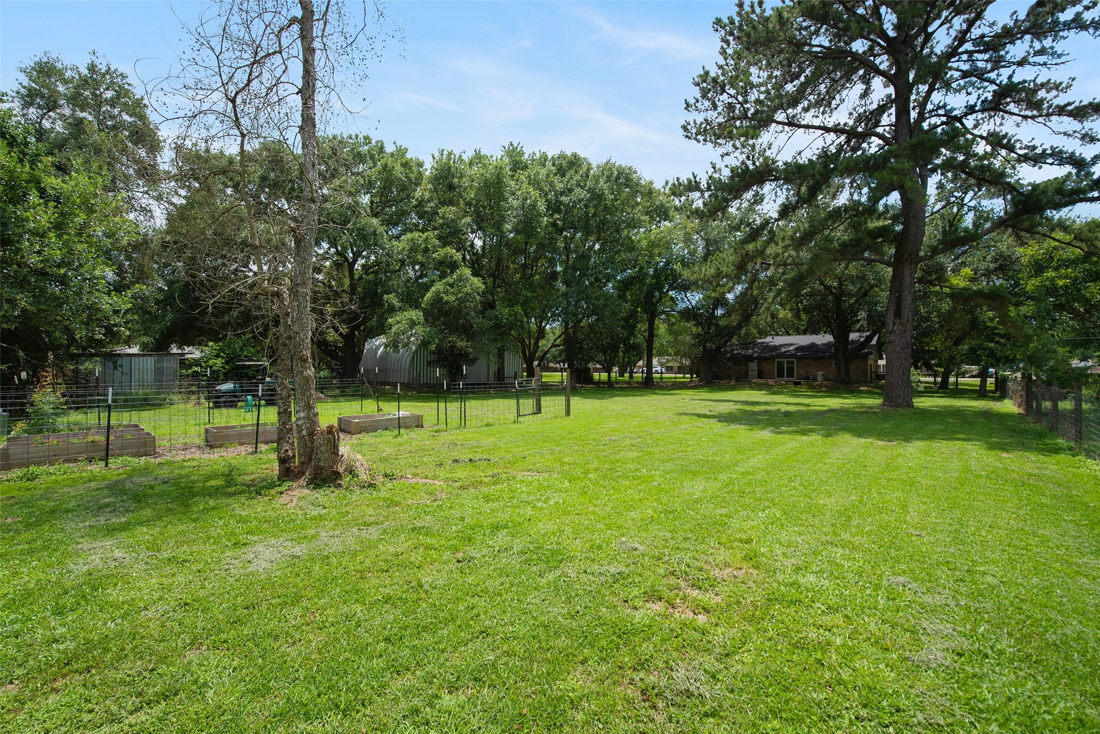 504 Walnut Street Waller, TX 77484 - Photo 33 of 35 Spacious Back Yard