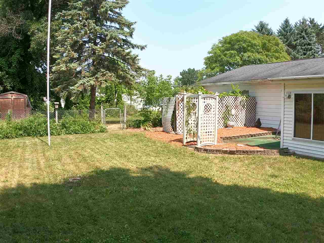 609 North Huron Road Linwood, MI 48634 - Photo 8 of 38 Gallery Image 8