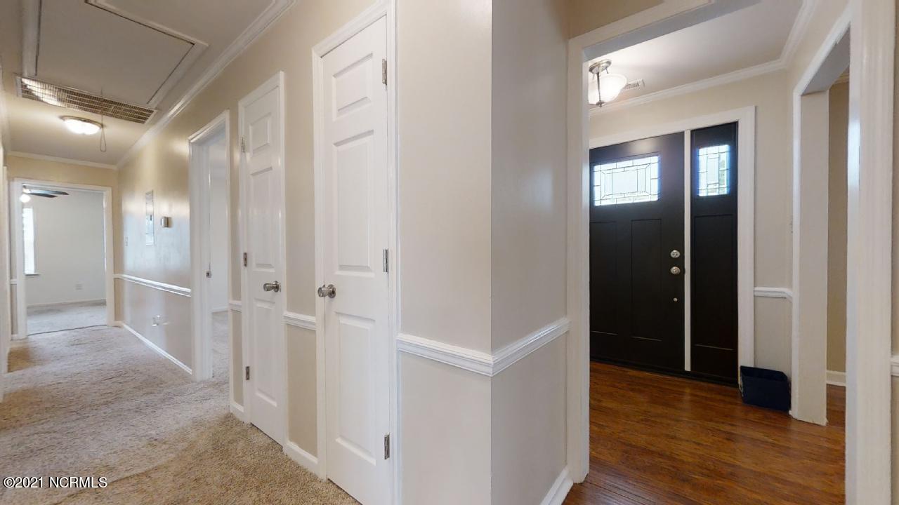 532 Raintree Circle Jacksonville, NC 28540 - Photo 23 of 47 532-Rain-tree-Cir-06022021_172358