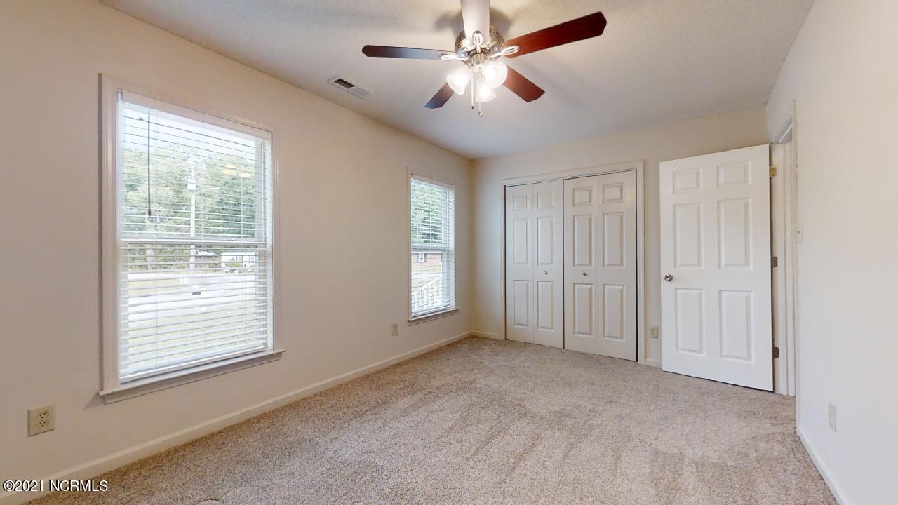 532 Raintree Circle Jacksonville, NC 28540 - Photo 29 of 47 532-Rain-tree-Cir-06022021_172601
