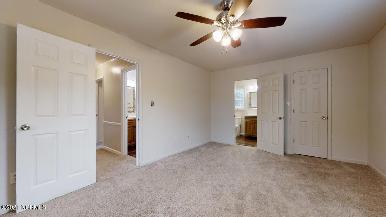 532 Raintree Circle Jacksonville, NC 28540 - Photo 40 of 47 532-Rain-tree-Cir-06022021_173027