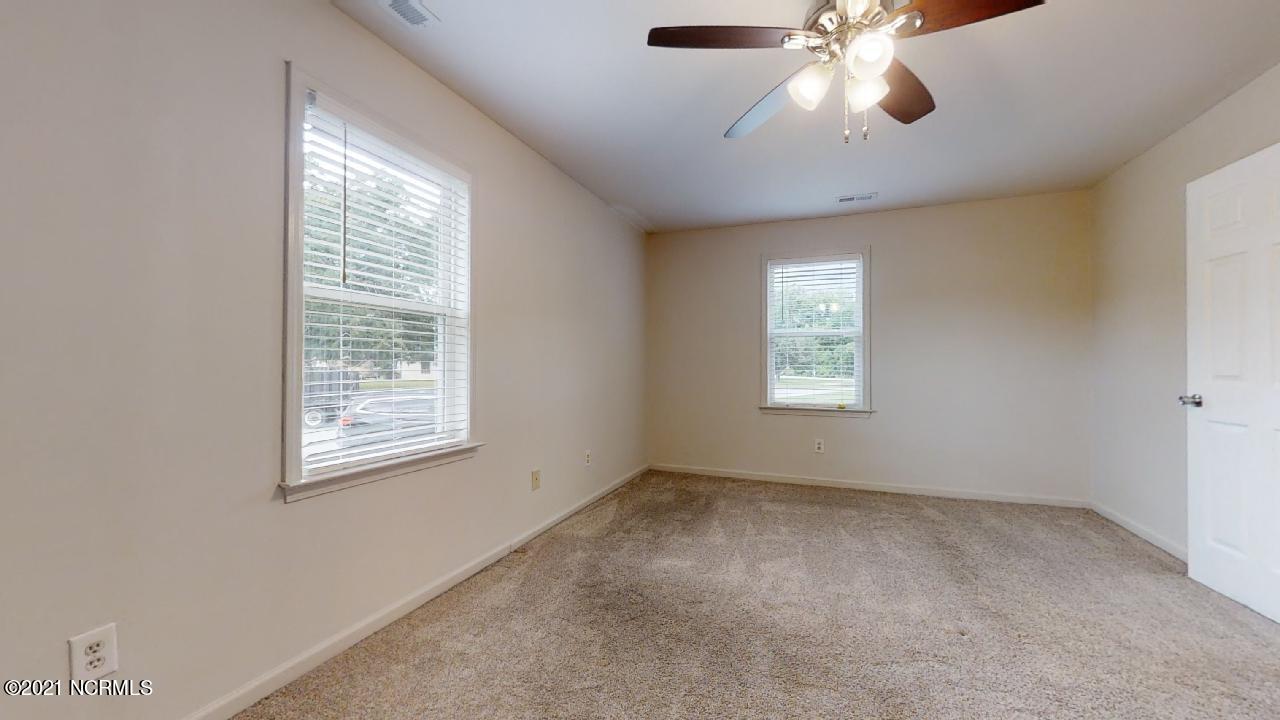 532 Raintree Circle Jacksonville, NC 28540 - Photo 42 of 47 532-Rain-tree-Cir-06022021_173058