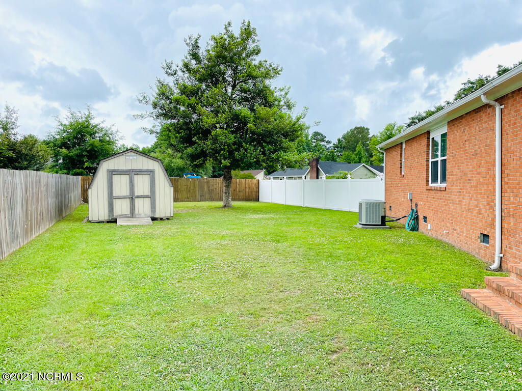 532 Raintree Circle Jacksonville, NC 28540 - Photo 46 of 47 IMG_6550_jpg