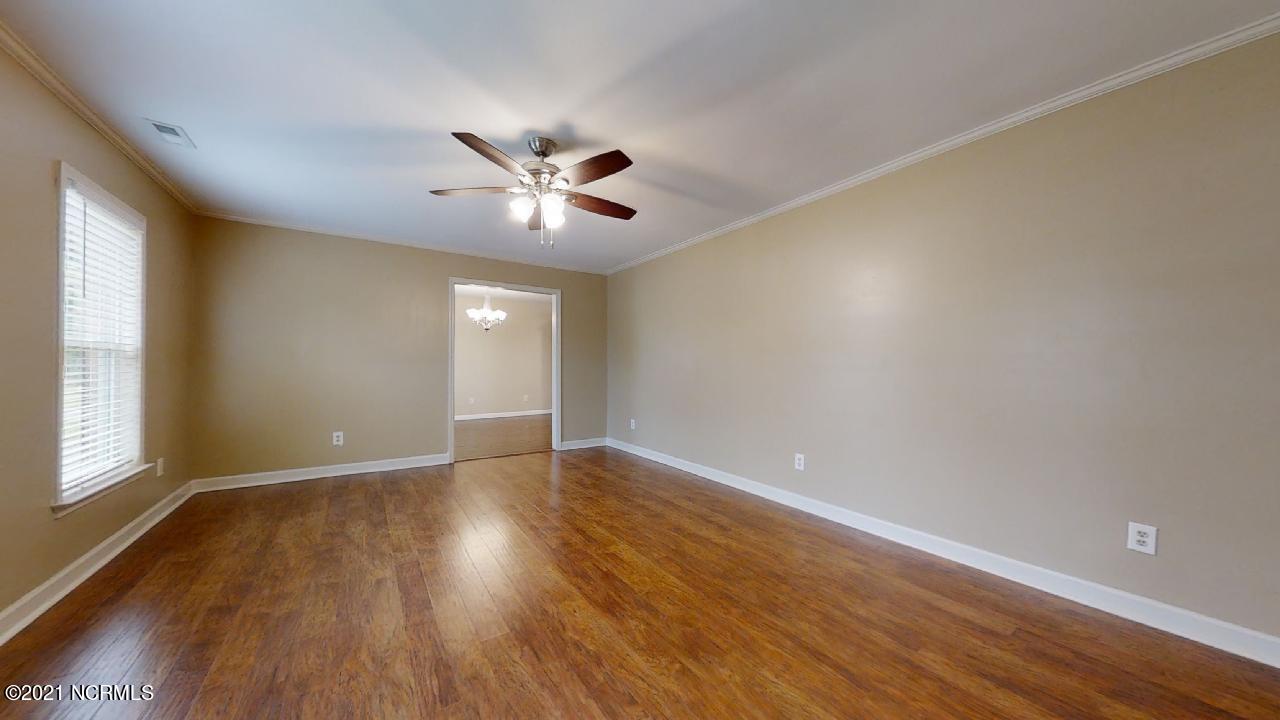 532 Raintree Circle Jacksonville, NC 28540 - Photo 6 of 47 532-Rain-tree-Cir-06022021_171731