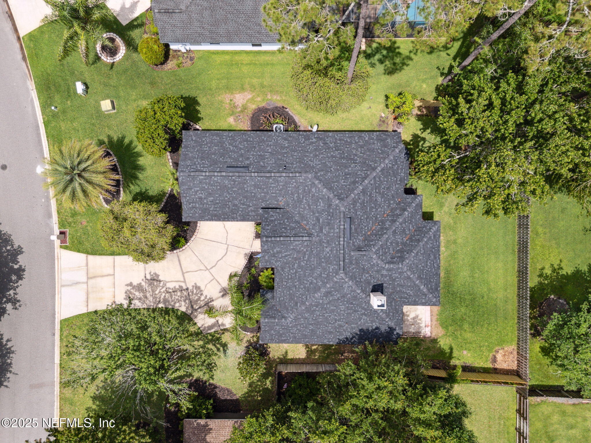 1912 Bluebonnet Way Fleming Island, FL 32003 - Photo 27 of 41 an aerial view of a house