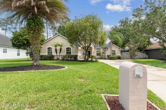 $474,000 | 1912 Bluebonnet Way, Fleming Island, FL 32003