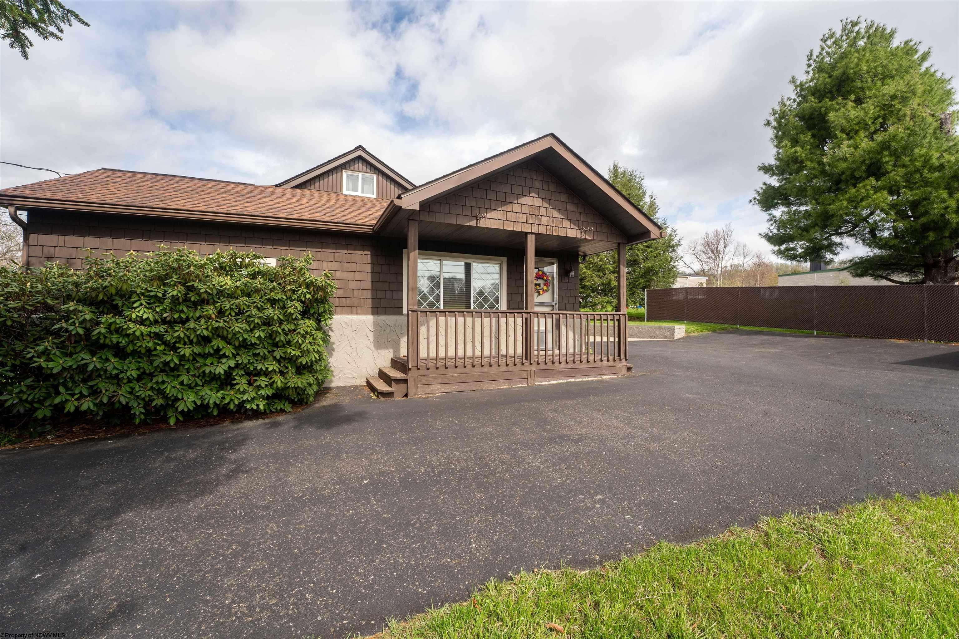 3880 Grafton Road Morgantown, WV 26508 - Photo 3 of 34 Gallery Image 3
