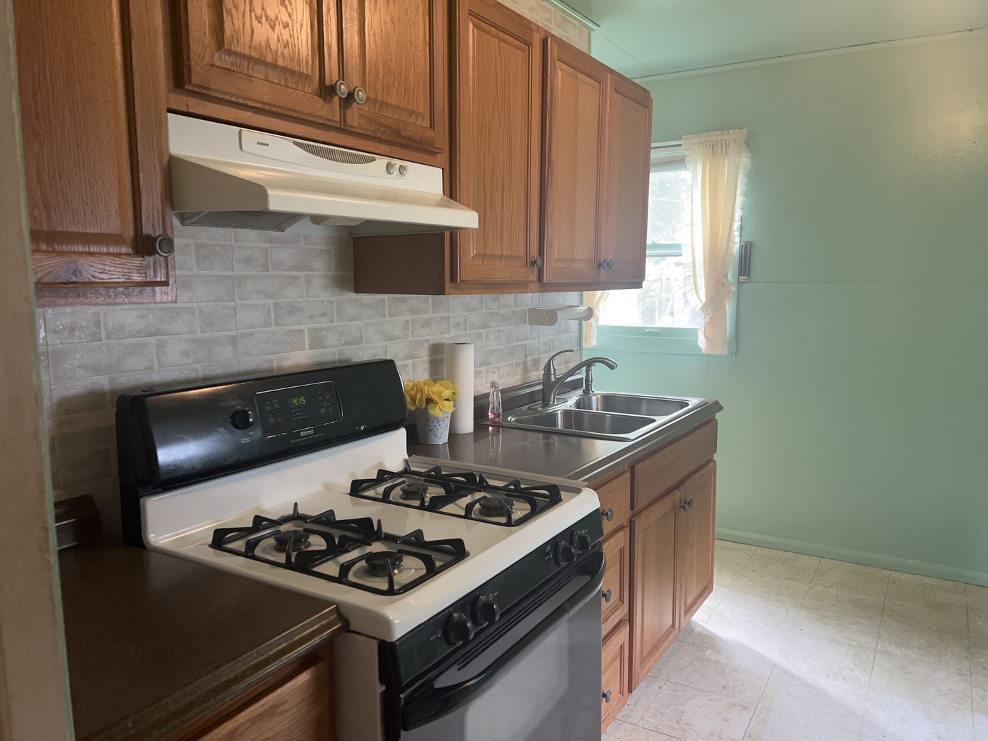 1353 Fairlawn Drive Rantoul, IL 61866 - Photo 13 of 21